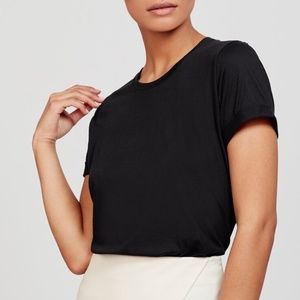 Cuyana Classic Crewneck Tee